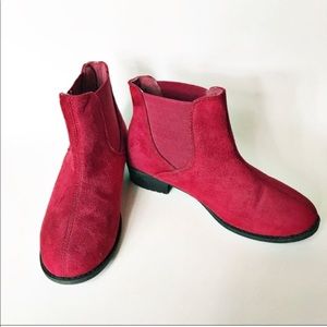 Red booties